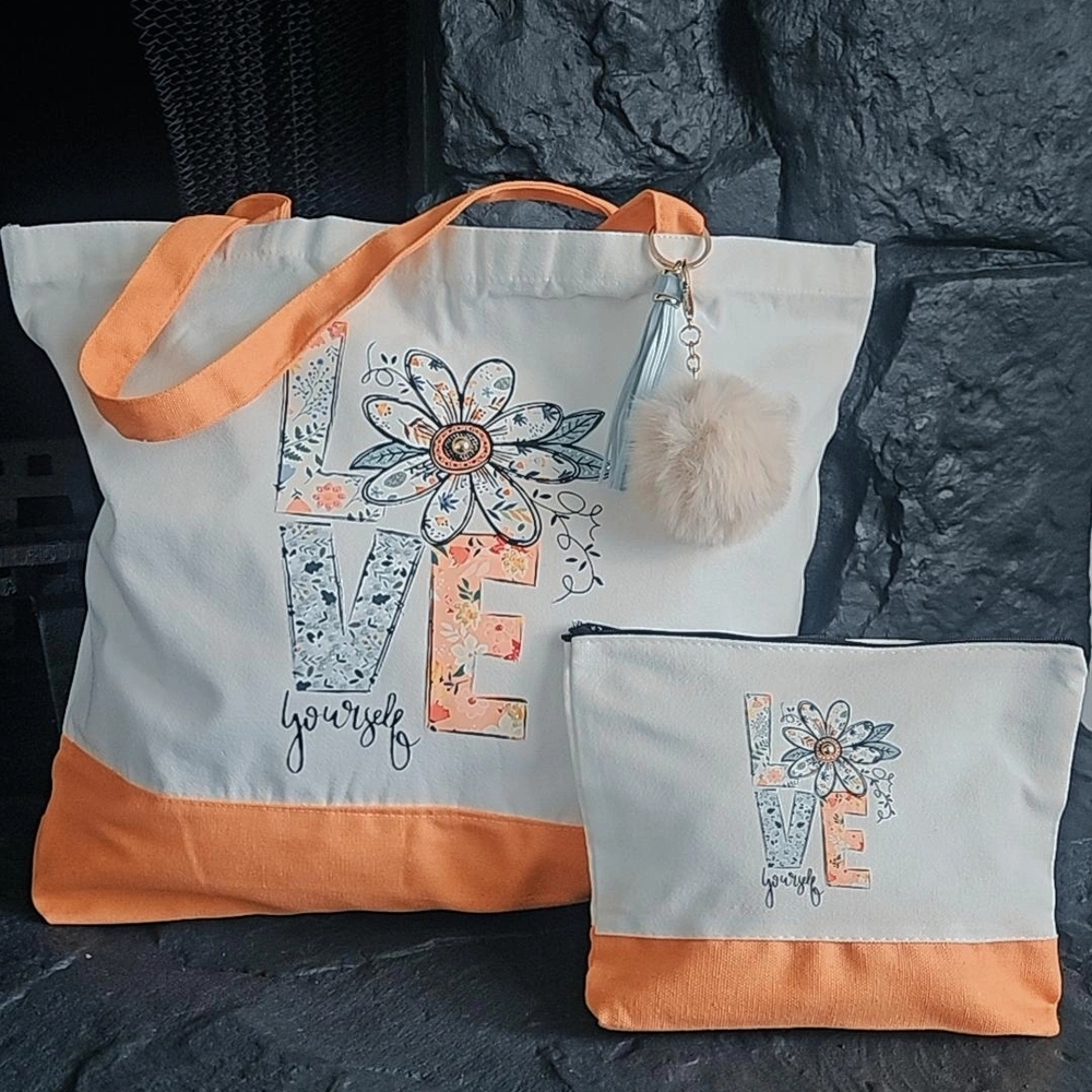 Set Cream Canvas Tote with Orange Accents and Floral 'LOVE' Graphic